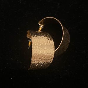 S M A L L   G O L D   H O O P S